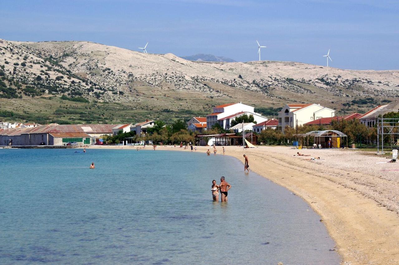 Apartments And Rooms With Parking Space Pag - 13060 Pag Town Buitenkant foto